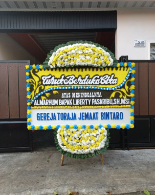 Papan Bunga Duka di Pakuan Baru